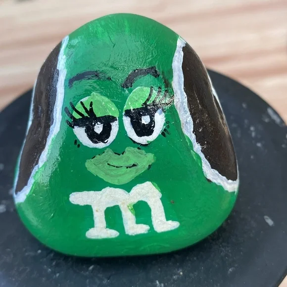 Colorful M&M's Painted Stones Set - Picture 8 of 10